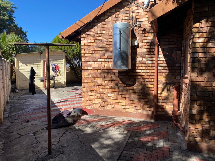 3 Bedroom Property for Sale in Rustenburg North North West